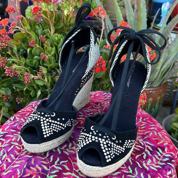 New BCBG Embellished Black Wedge Espadrille Sandals - Picture 5 of 17